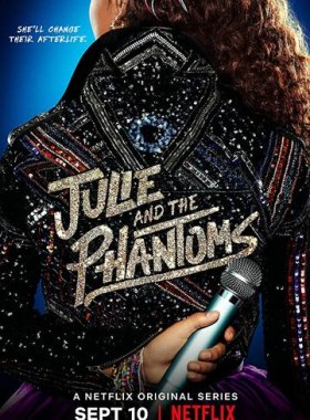 Джули и призраки (2020)